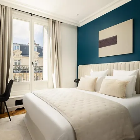 Montaigne Collection V 4br 8ppl Duplex 公寓 *